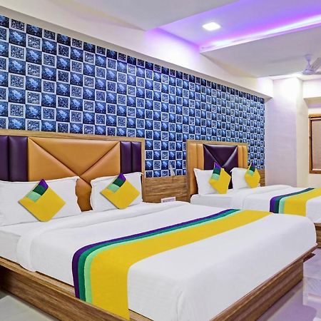 Itsy Hotels Rk Palace Vadodara Eksteriør billede