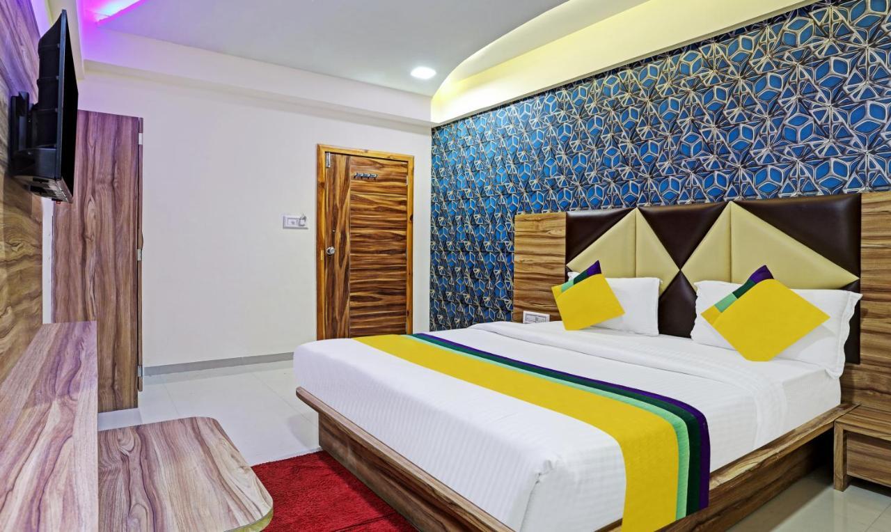Itsy Hotels Rk Palace Vadodara Eksteriør billede